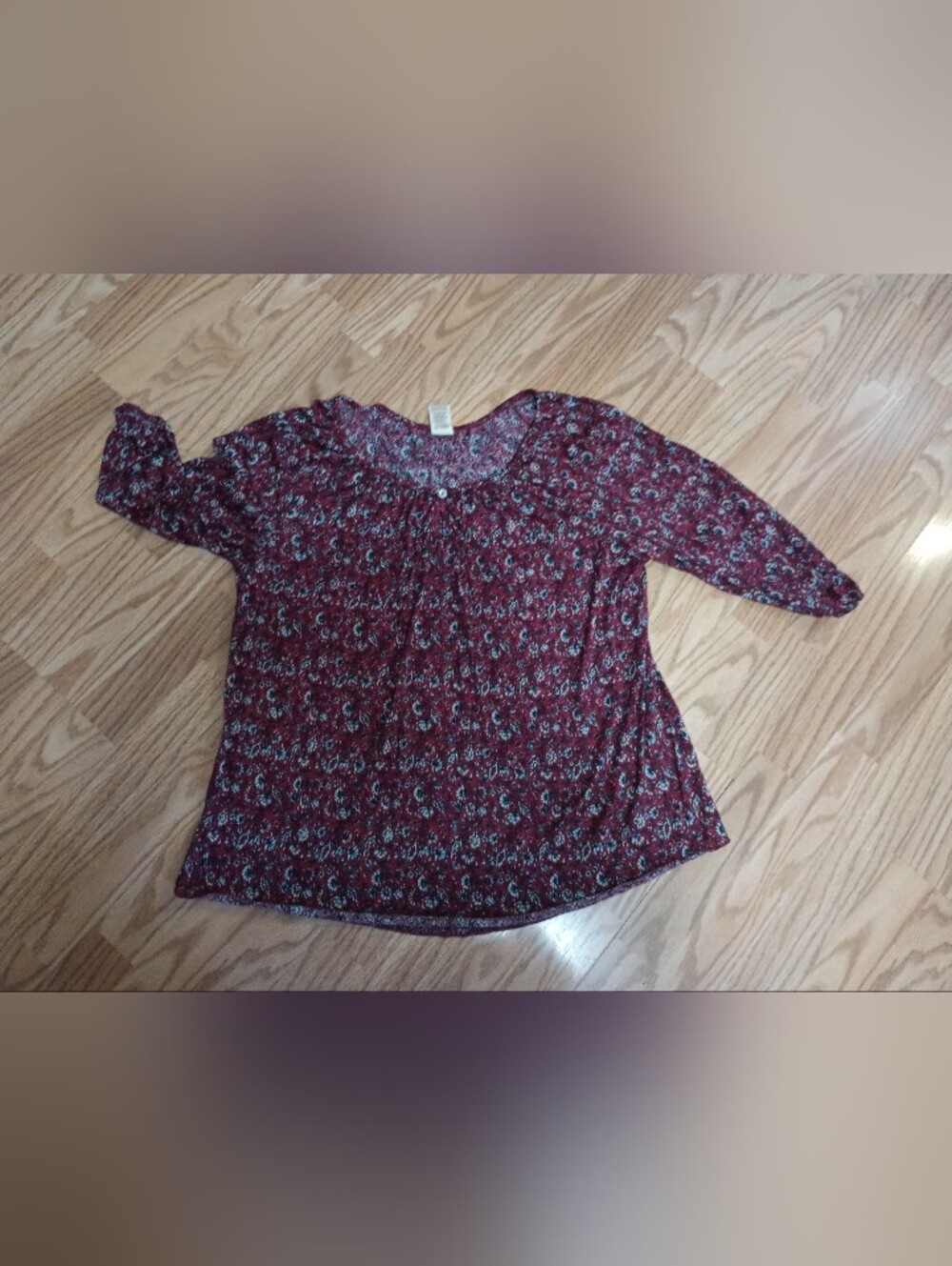 Faded Glory Top. Burgundy & Navy. Women's 1X (16W)